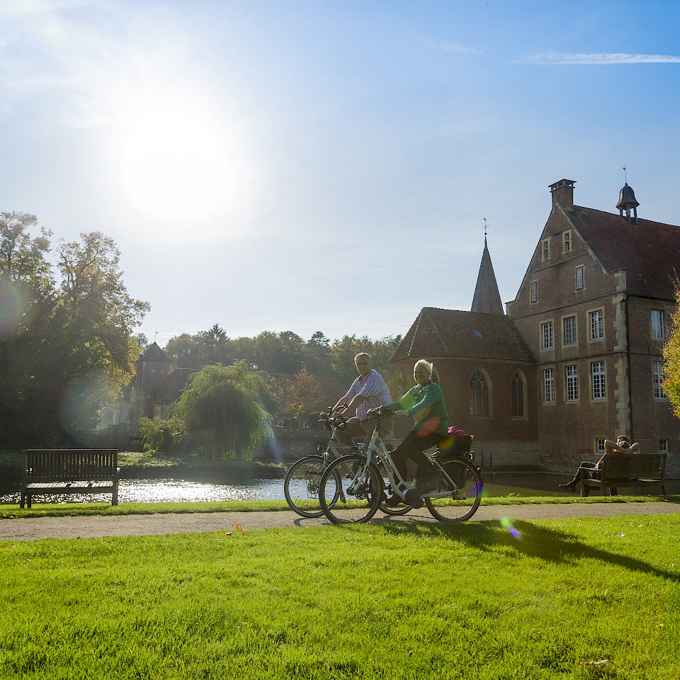 Cycling at the Baumberg Sandstone Museum